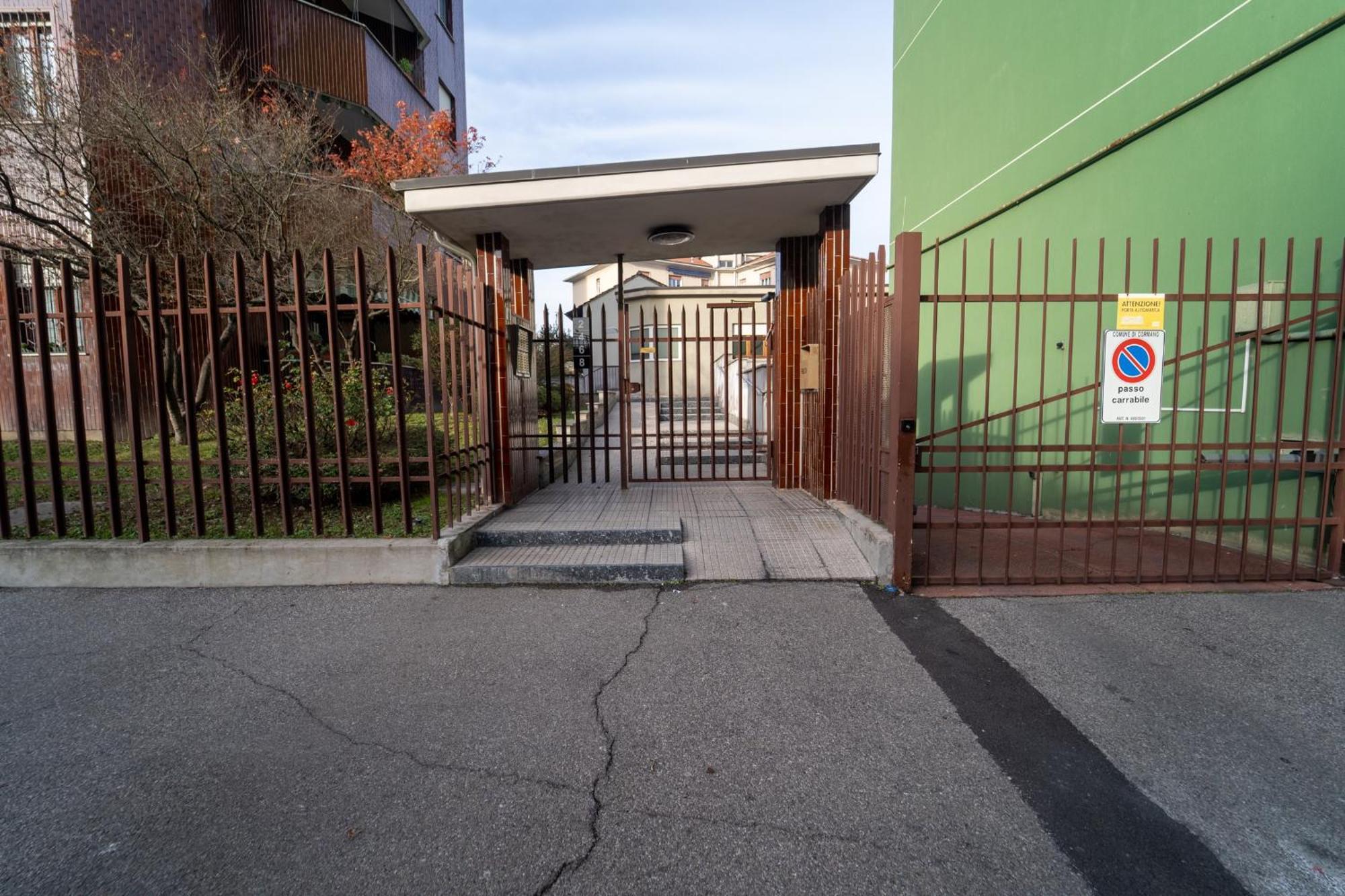 Ag Apartment Cormano Bagian luar foto
